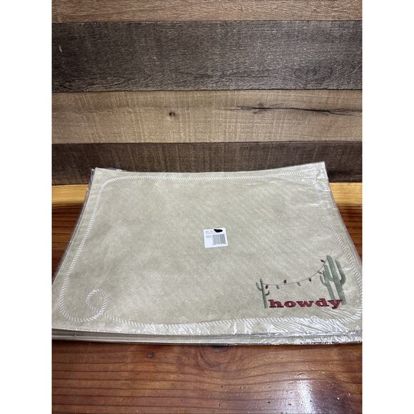 St Nicholas Square Howdy Cactus Christmas Placemats Set Of 12 - Picture 1 of 7